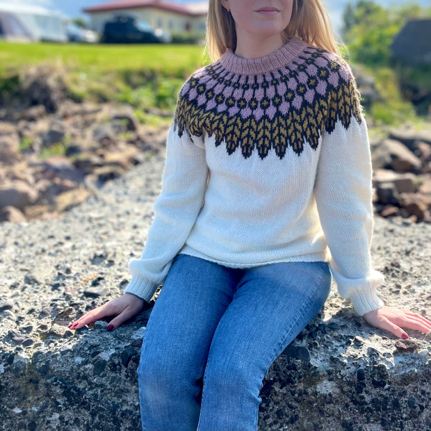 FJAÐRADANS Fullorðinspeysa